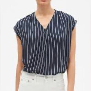 Banana Republic Pleated Shoulder Print Top
